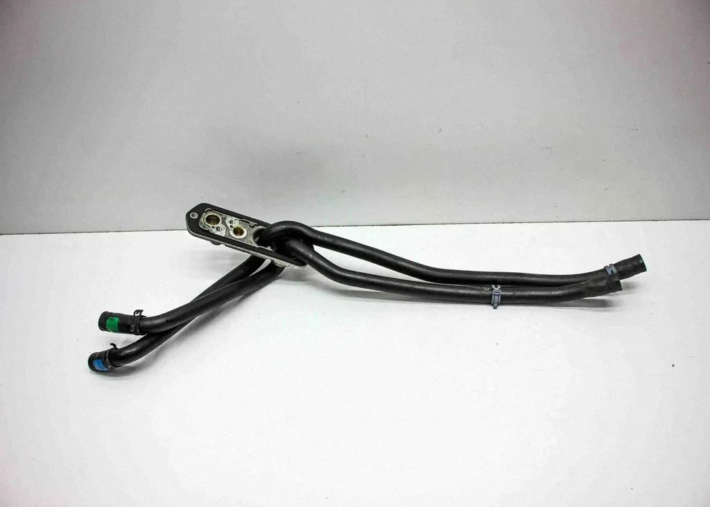 Przewody układu chłodzenia silnika 7L0820339A
