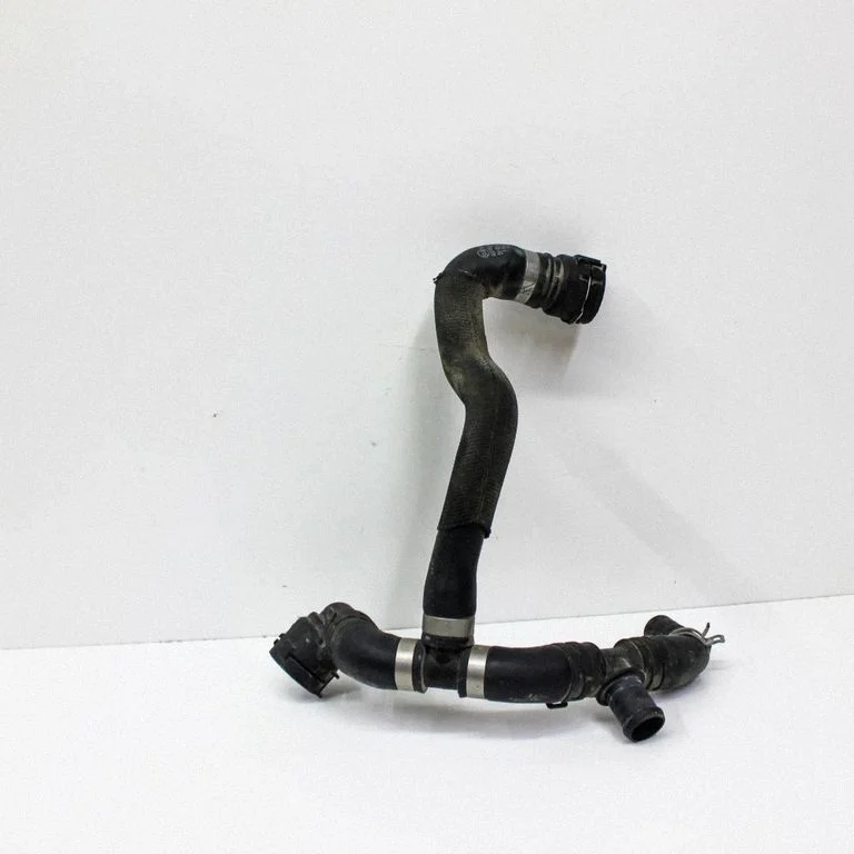 Motora dzesēšanas caurule (-es)/šļūtene (-es) 4G0122109AG