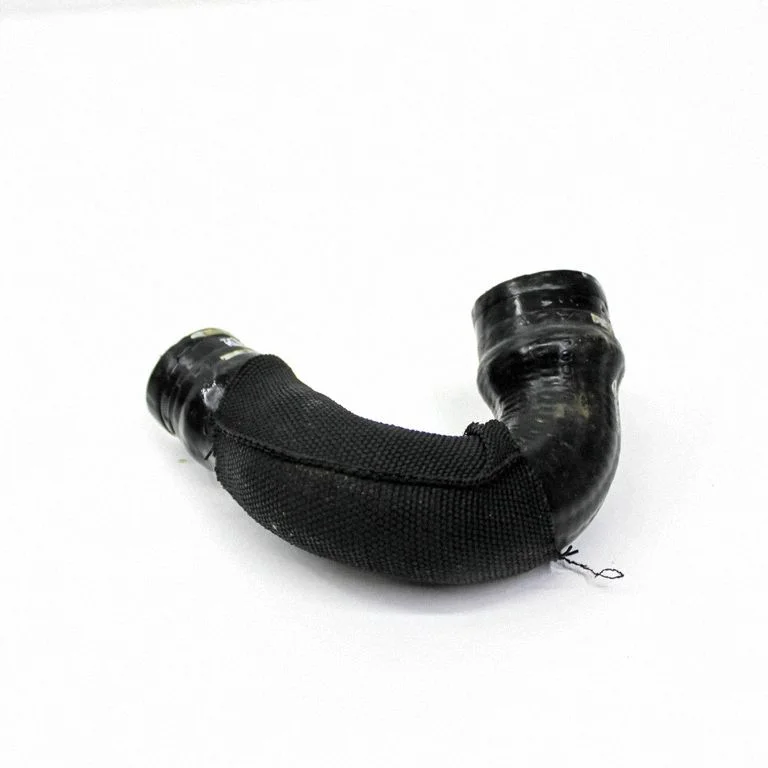Motora dzesēšanas caurule (-es)/šļūtene (-es) 8K0145832B