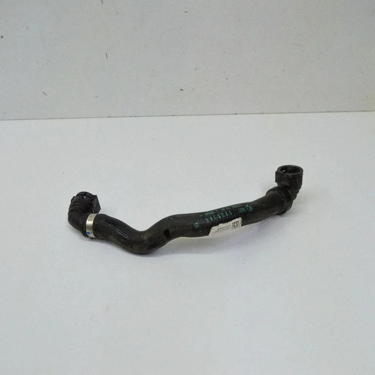Motora dzesēšanas caurule (-es)/šļūtene (-es) 9308346