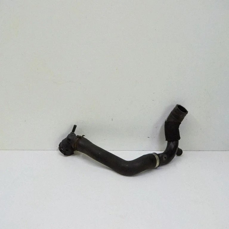 Motora dzesēšanas caurule (-es)/šļūtene (-es) 3C0121087A
