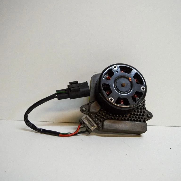 Wentylator chłodnicy elektryczny BM9528L7