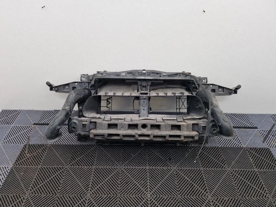 Radiator support slam panel – Porsche Cayenne (92A) (2010-2017)