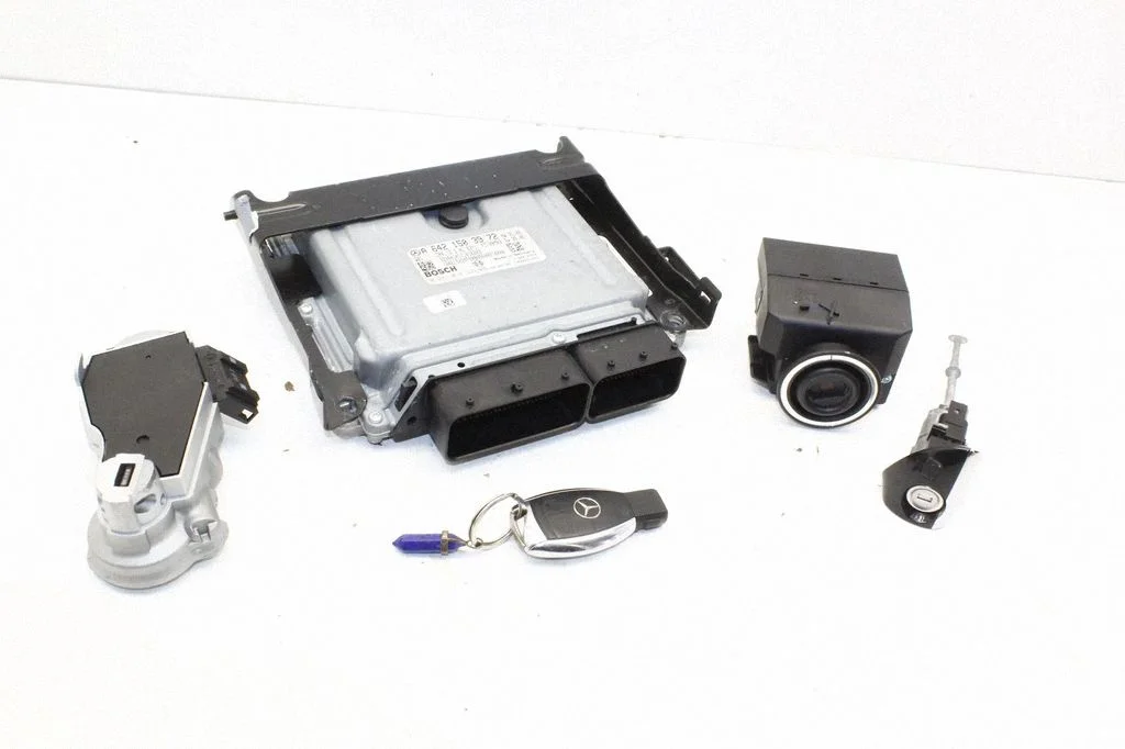 Käivituskomplekt (ECU ja lukukomplekt) – Mercedes-Benz CLS-klass C219 (2003-2011)