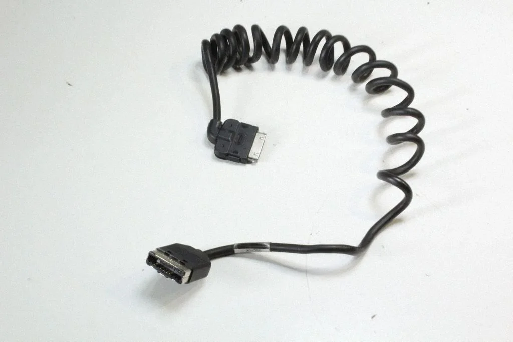 AUX-pesa – Land Rover Range Rover Sport L320 (2005-2013)