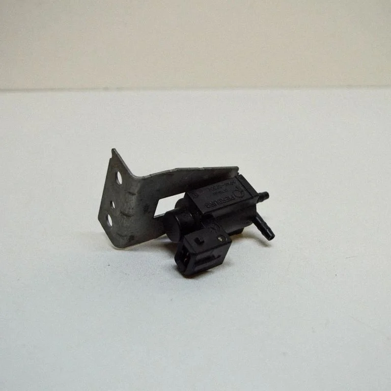 Zawór elektromagnetyczny turbo 702318