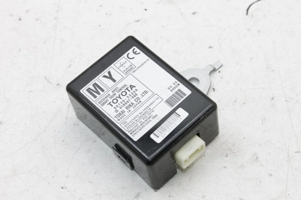 Moduł systemu bezkluczykowego KESSY (keyless) – Lexus IS III XE30 (2013-2020)