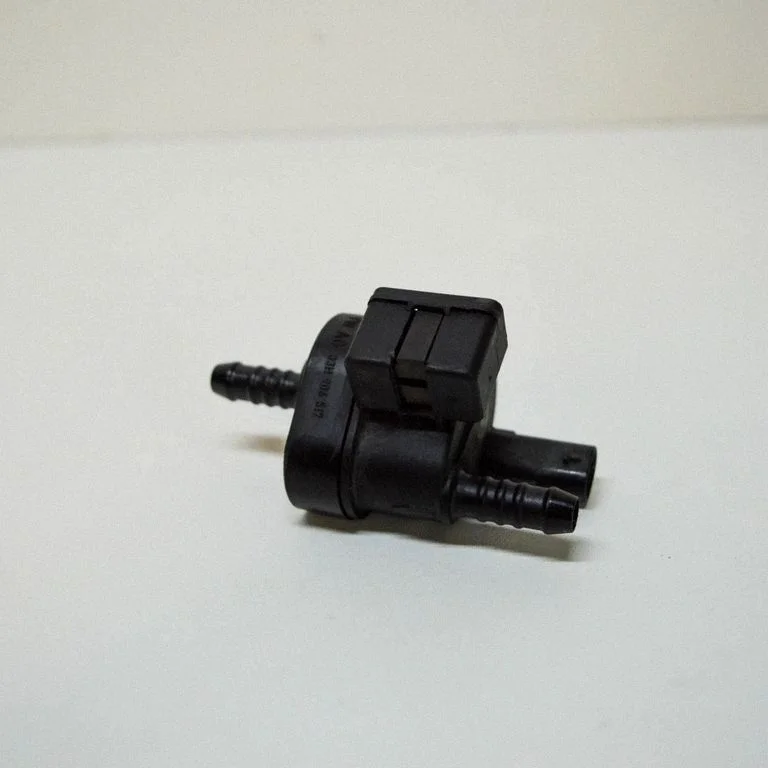Zawór elektromagnetyczny turbo 03H906517