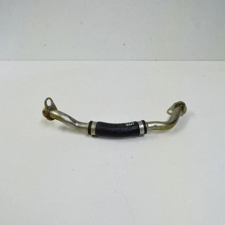 Przewody/węże olejowe turbo 06K145735G