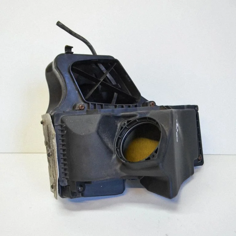 Obudowa filtra powietrza 8K0133837BF