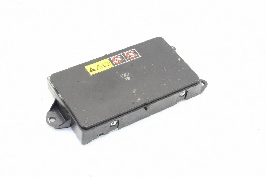 Wireless charging module – Lexus RZ (2023-)