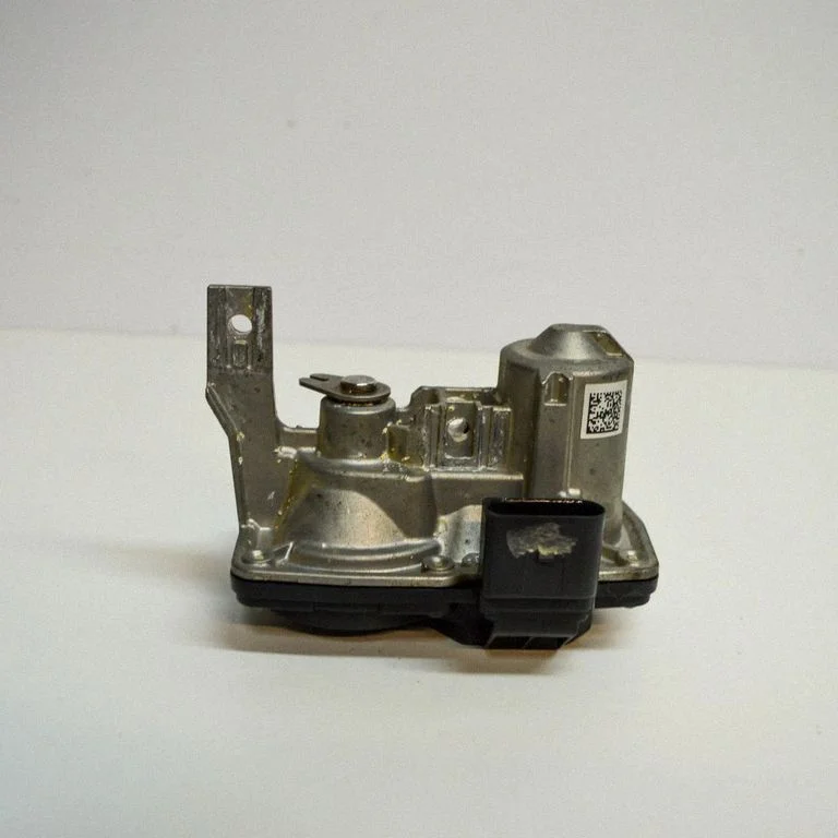 Ieplūdes kolektora vārsta motoriņš 3Q02536691K