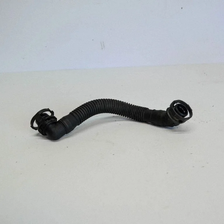 Õhu sisselaske voolik (-ud)/ toru (-d) 03L103493AE