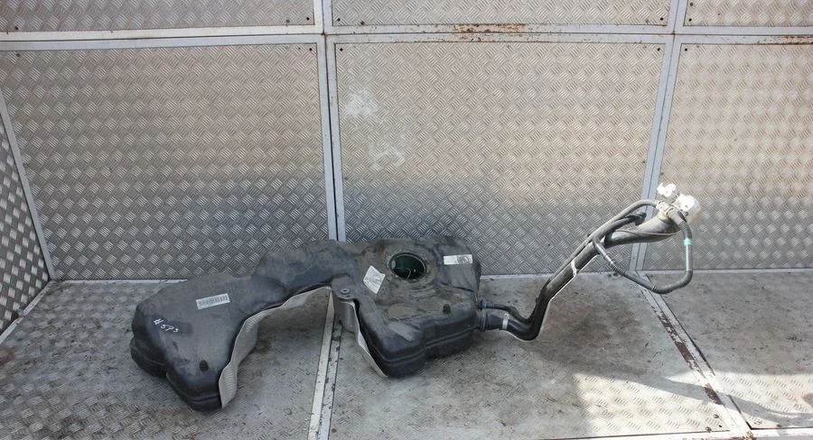Zbiornik paliwa 8W0201021FS