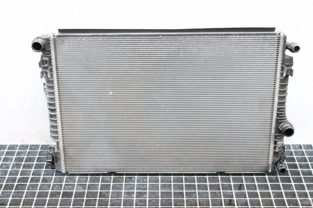 Jahutusvedeliku radiaator – Volkswagen e-Golf (2014-)