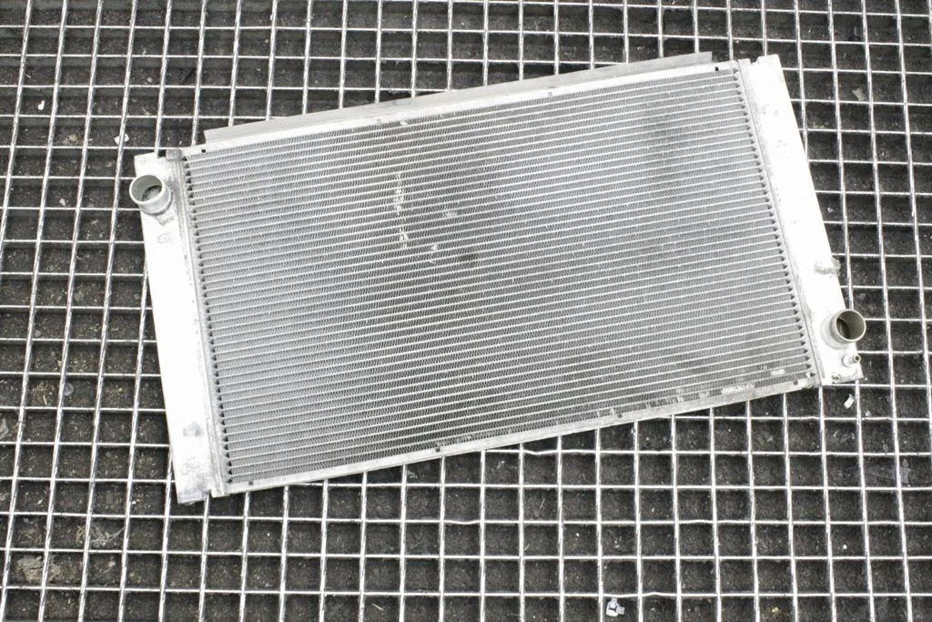 Jahutusvedeliku radiaator – Mini Cooper Countryman R60 (2011-2016)