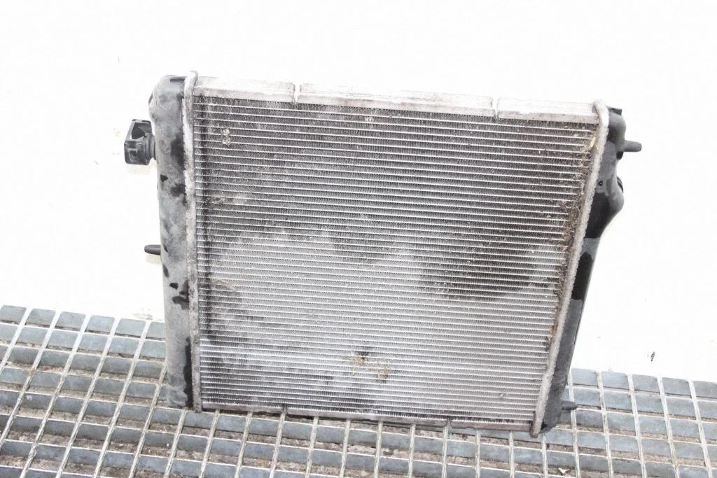 Jahutusvedeliku radiaator – Citroen C4 Grand Picasso (2013-2018)