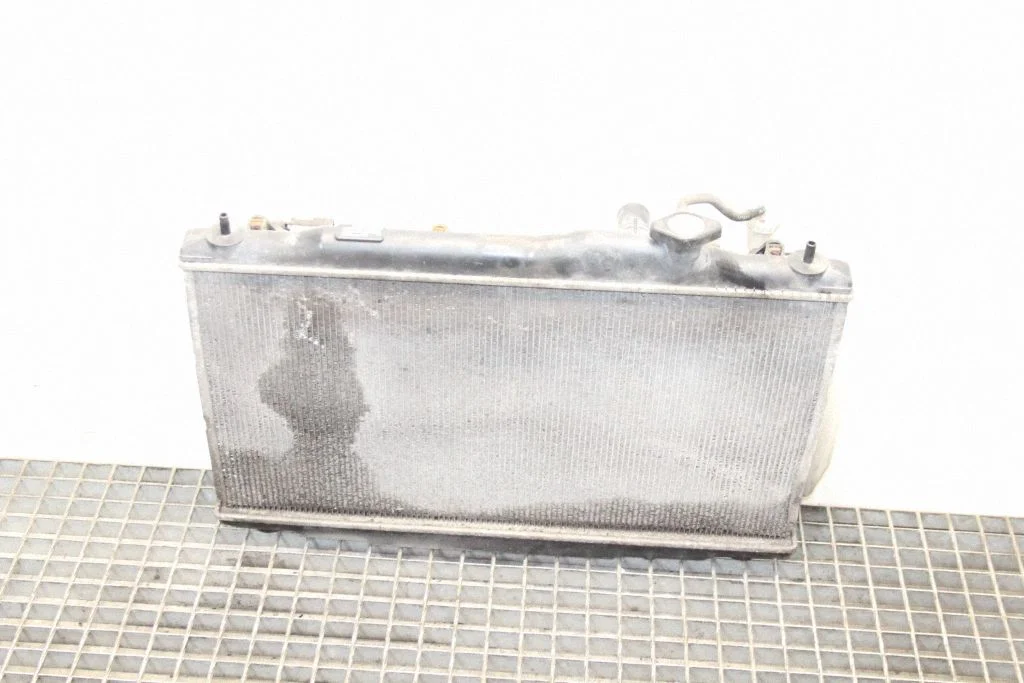 Jahutusvedeliku radiaator – Honda Civic (2006-2011)