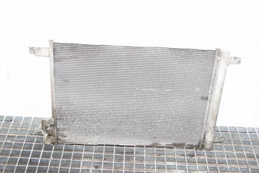 Jahutusvedeliku radiaator – Volkswagen Passat CC (2008-2016)