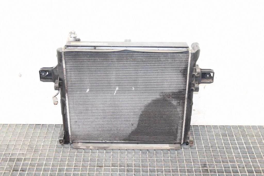 Coolant radiator – Jeep Grand Cherokee (WK) (2005-2010)