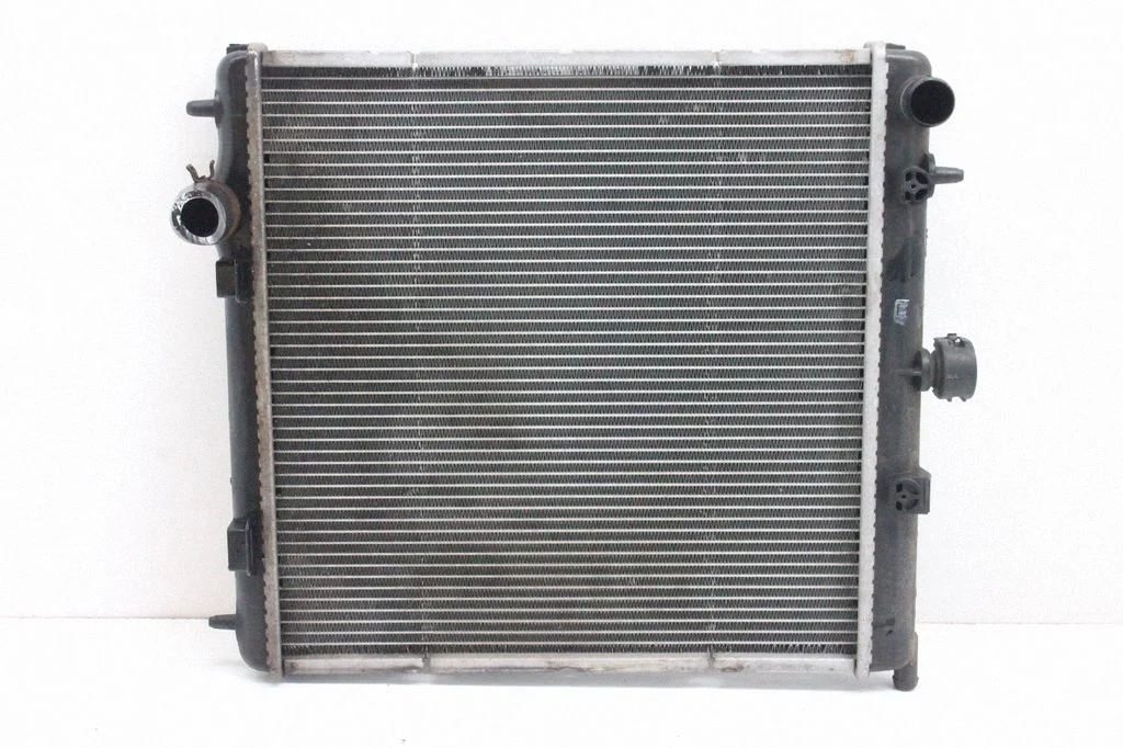 Jahutusvedeliku radiaator – Citroen C4 Grand Picasso (2013-2018)