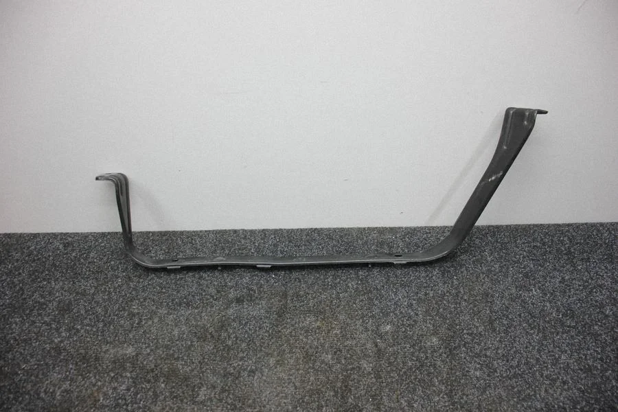 Mocowanie zbiornika paliwa R394