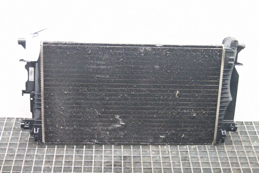 Coolant radiator – Volkswagen Crafter (2006-2016)