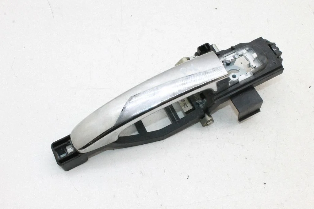 Front door exterior handle – Ford Ranger (2012-2018)