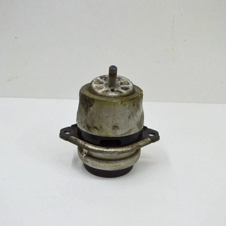 Poduszka silnika 7L8199131A
