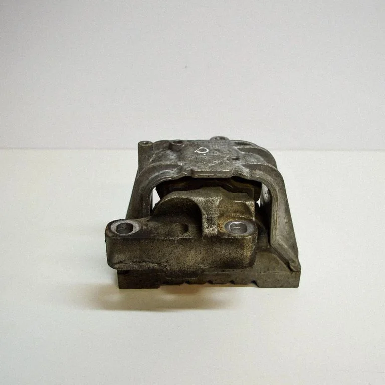 Dzinēja spilvens 1K0199262CG