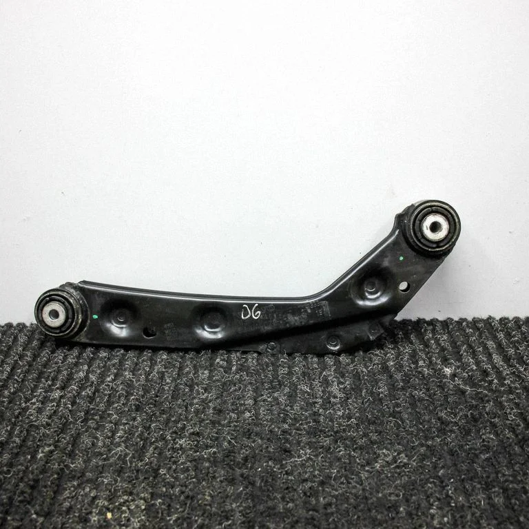 Tagumine ülemine õõtshoob 31360584