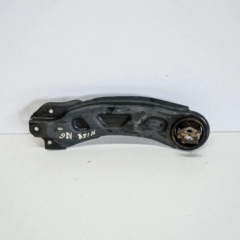 Tagumine ülemine õõtshoob A2463500406