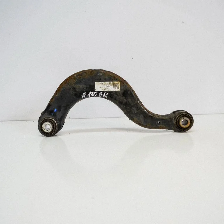 Aizmugurējā svira (dakša) 5Q0505351B