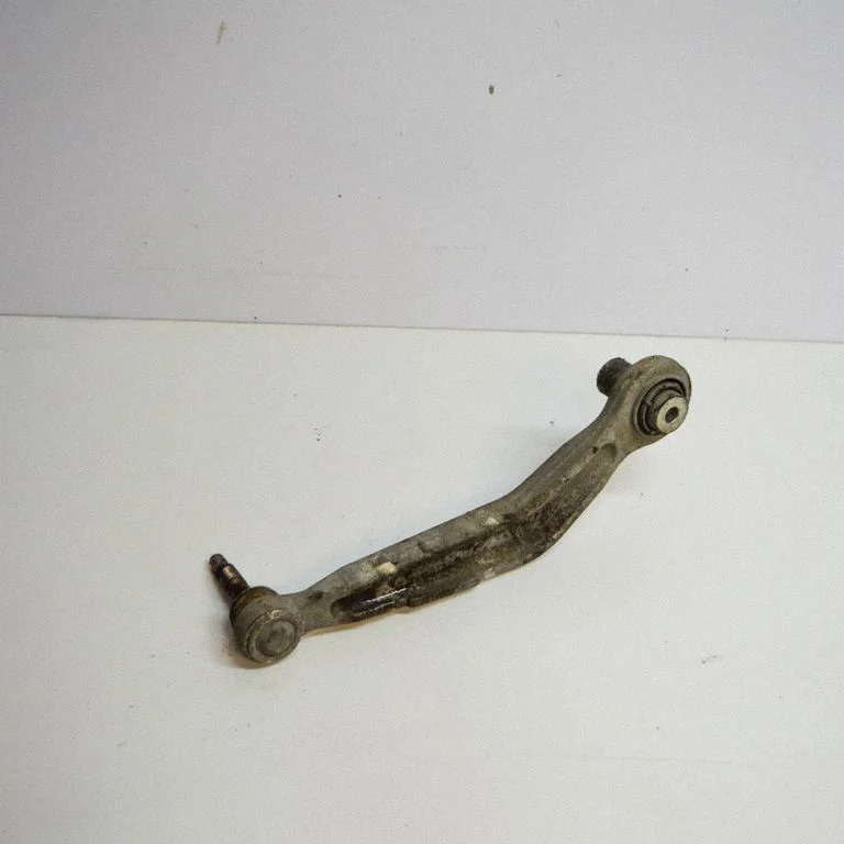 Rear upper control arm/wishbone 6772241