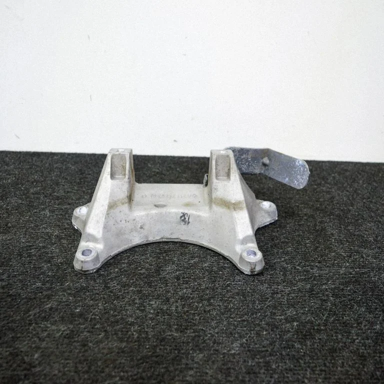 Gearbox mounting bracket A2112420340