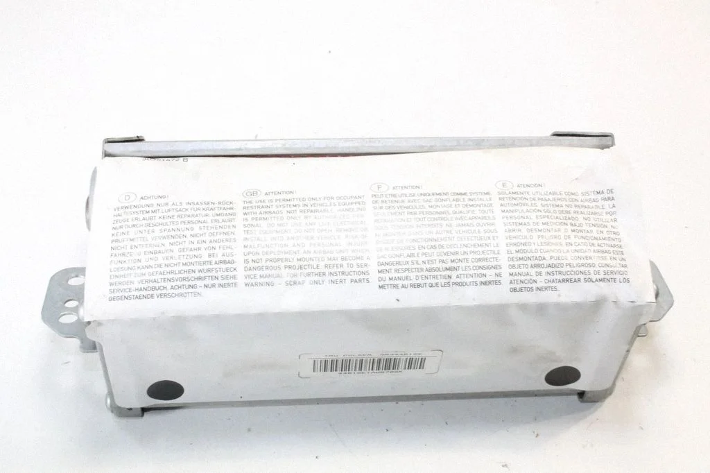Passenger airbag – BMW X3 E83 (2003-2010)