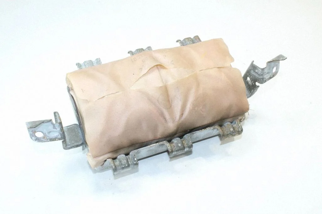 Passenger airbag – Mazda 6 (2016-2018)