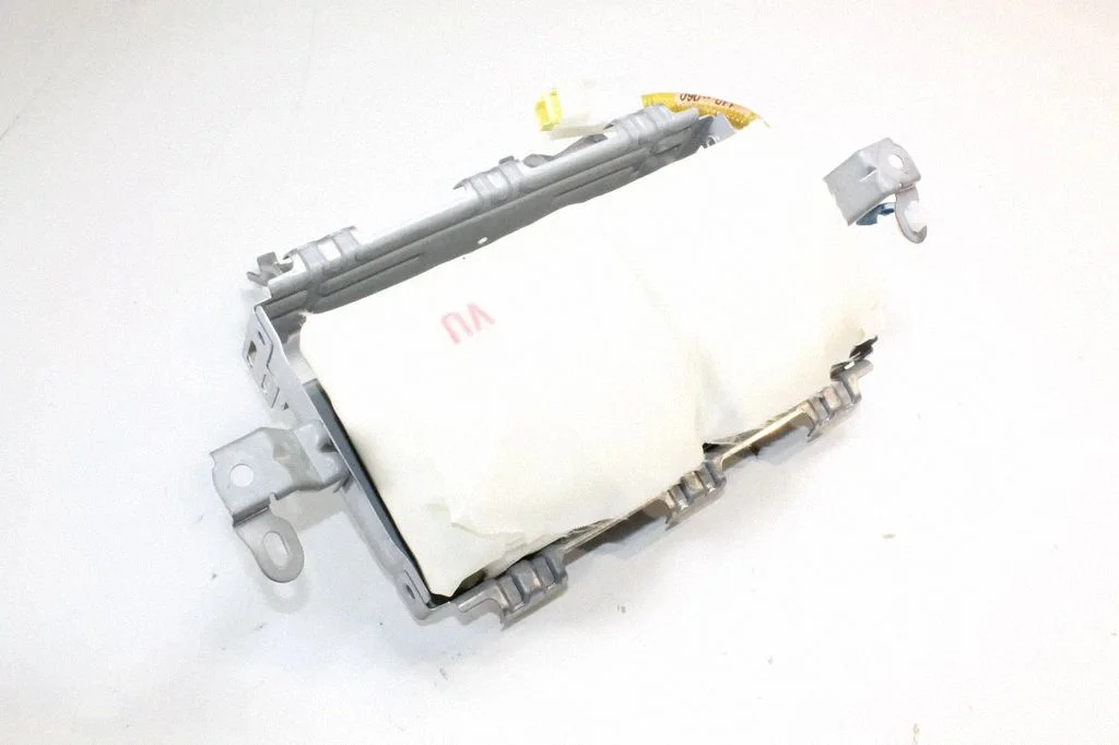 Pasažiera drošības spilvens – Toyota Prius (XW30) (2009-2015)