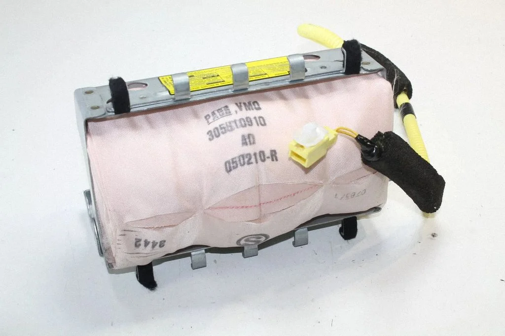 Pasažiera drošības spilvens – Toyota Auris 150 (2006-2012)