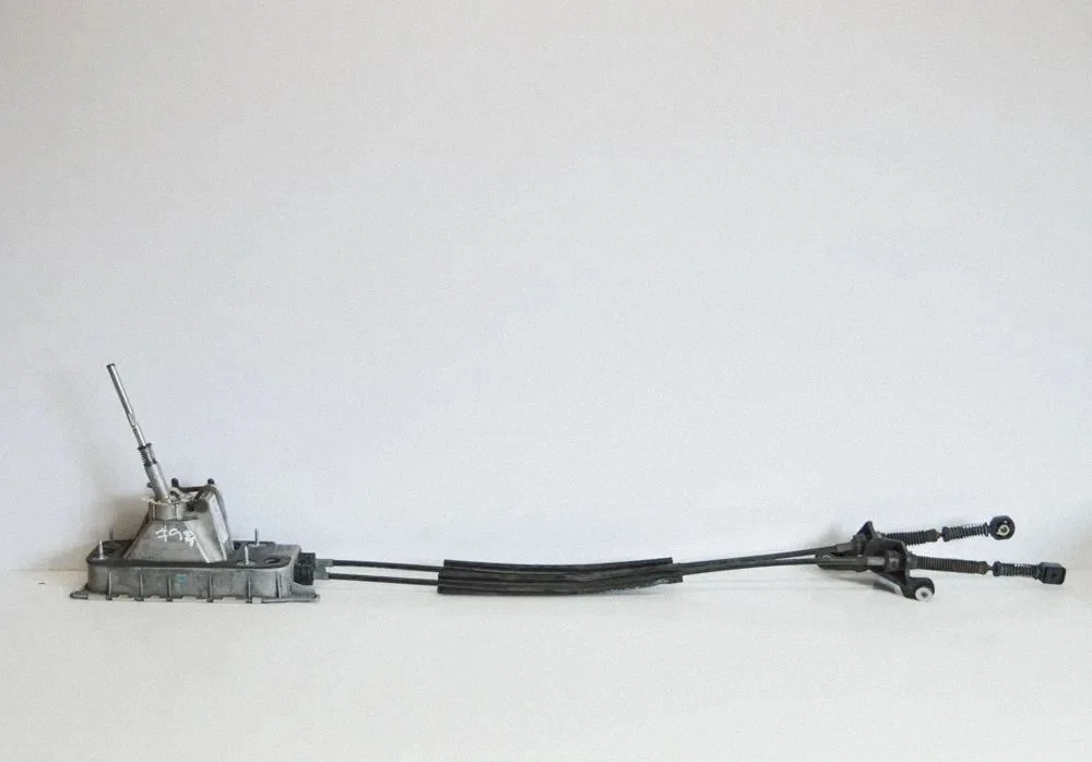 Gear selector mechanism – Volkswagen Eos (2006-2010)
