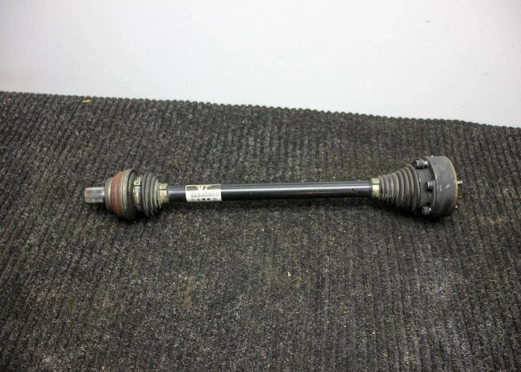 Rear driveshaft – Audi RS Q3 (2013-2018)