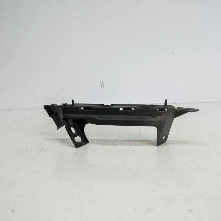 Wspornik zderzaka przedniego – Seat Ibiza IV (6J,6P) (2008-2017)