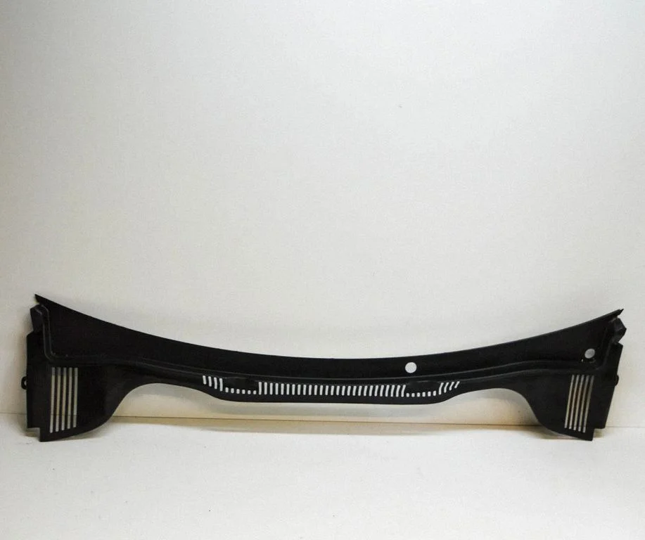 Wiper trim – Seat Ibiza IV (6J,6P) (2008-2017)