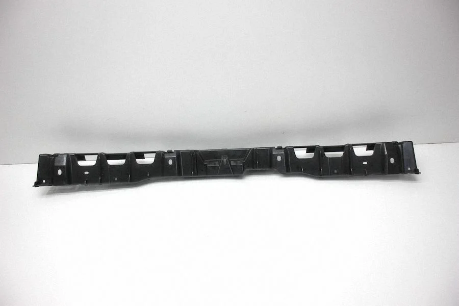 Aizmugurējā bufera turētājs 95B807863D