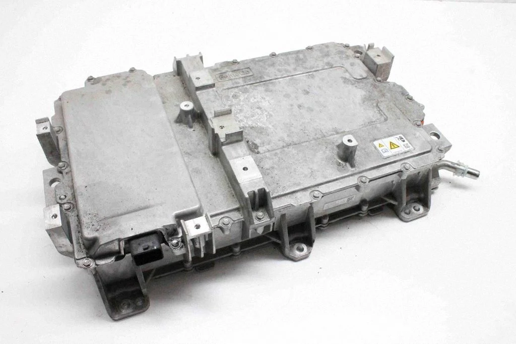 Voltage converter inverter – Ford Mustang Mach-E (2020-)