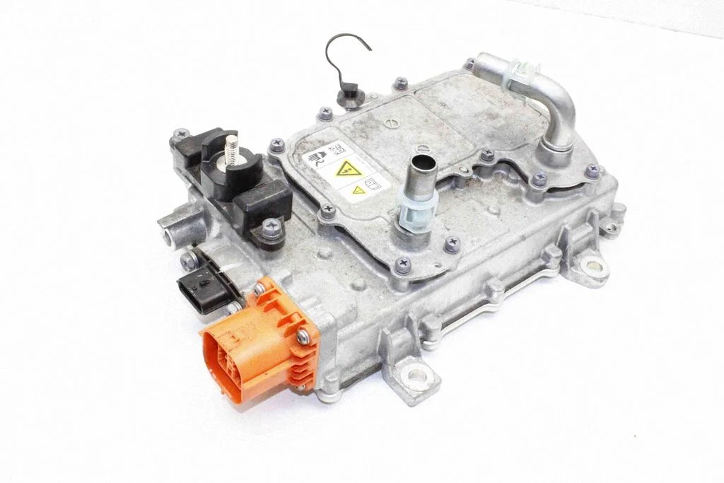 Voltage converter inverter – Ford Mustang Mach-E (2020-)
