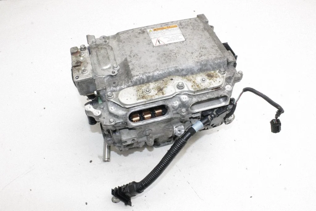 Przetwornica napięcia (inwerter) – Lexus IS III XE30 (2013-2020)