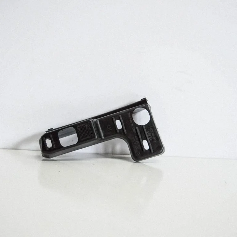 Rear bumper mounting bracket – Audi A6 Allroad C6 (2006-2011)