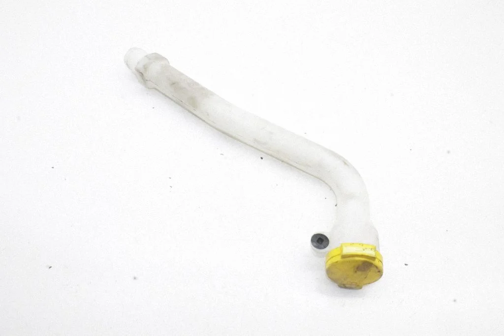 Window washer liquid tank fill tube 289159903R