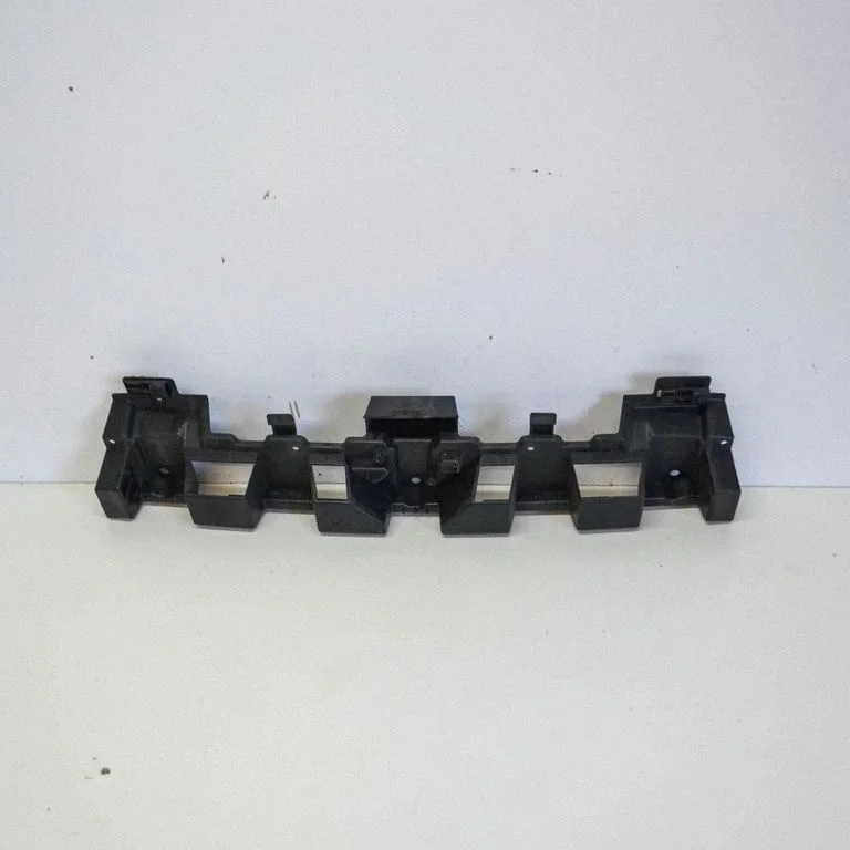 Mocowanie zderzaka tylnego 8X2317B861